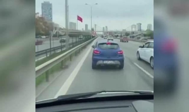 Sağlık Bakanı Fahrettin Koca: İstanbul'da ambulansa yol vermeyen sürücünün cezası kesildi