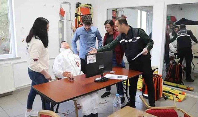 Sağlık çalışanlarına adli vaka eğitimi düzenlendi
