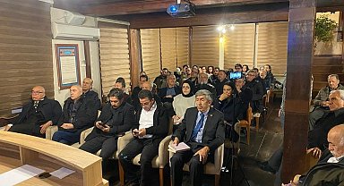 Şair Yahya Kemal Beyatlı hakkında sohbet düzenlendi