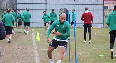 Sakaryaspor, Tuzlaspor müsabakasının hazırlıklarını sürdürdü