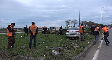 Samsun'da iki otomobil çarpıştı: 3 yaralı