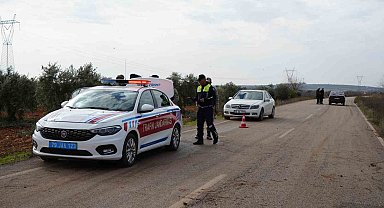 Şarampole uçan aracın sürücüsü ağır yaralandı