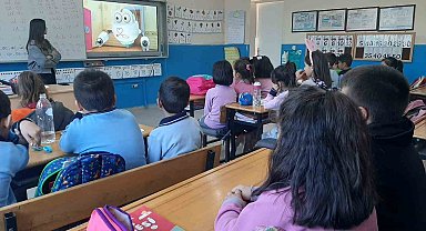 Sarıgöl'de ilkokul öğrencilerine ağız ve diş sağlığı eğitimi