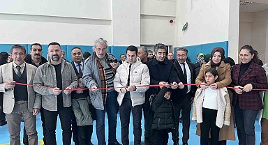 Sarıkamış'ta resim sergisinin açılışı yapıldı