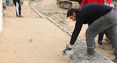 Saruhanlı ve Turgutlu'da üstyapı çalışmaları