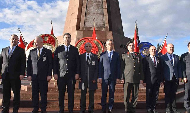 Şehit Asteğmen Kubilay anmasına, CHP lideri Özel de katıldı
