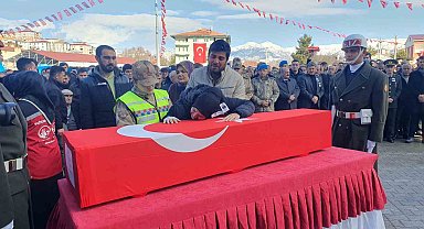 Şehit eşe son veda