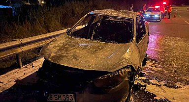 Seyir halindeki otomobil yandı