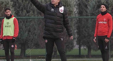 Shota Arveladze, Karagümrük'te ilk antrenmanına çıktı