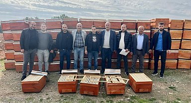 Siirt'te 100 arıcı aileye 3 bin arı kovanı dağıtıldı