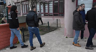 Sinop Polisevi'nden düşen üniversite öğrencisi yaralandı
