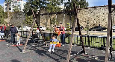 Sinop'ta vatandaşlar güneşli havanın keyfini çıkardı