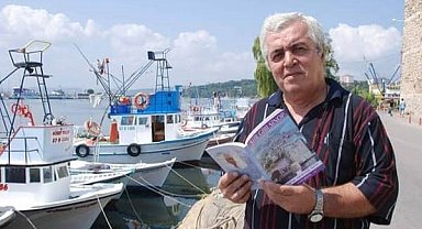 Sinoplu söz yazarı Levent Bektaş hayatını kaybetti