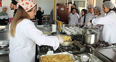 Şırnak Üniversitesi unutulmak üzere olan lezzetleri gün yüzüne çıkarıyor