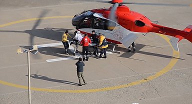 Şırnaklı hasta ambulans helikopter ile Şanlıurfa'ya getirildi