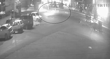 Sivas'ta feci kaza: Otomobilin çarptığı yaya metrelerce havaya fırladı