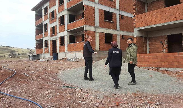 Sivas'ta yapımı süren afet evleri bir bir yükseliyor