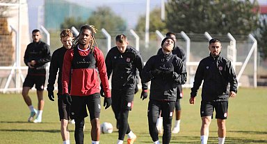 Sivasspor'da Başakşehir mesaisi sürüyor