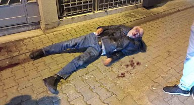 Sokak ortasında öldüresiye dövüldü