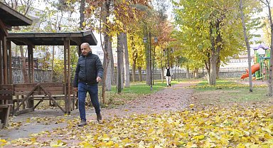 Sonbahar Dicle Nehri kenarını renk cümbüşüne çevirdi