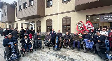 Sultanbeyli'de engelsiz yaşam merkezi açıldı