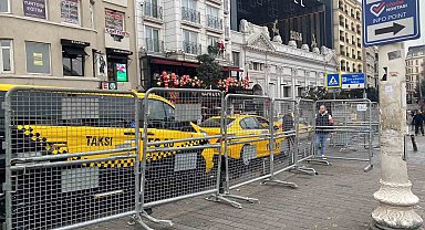 Taksim'de yılbaşı hazırlıkları