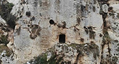 Tarihi bilinmiyor, definecilerin hedefinde