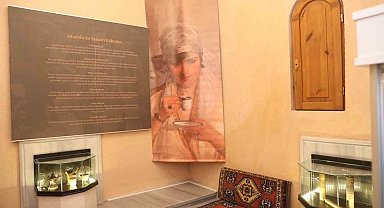 Tarihi hamamda kahve yolculuğu