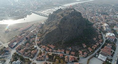 Tarihi Osmancık Kalesi'nin çevresi yeşil alan olacak