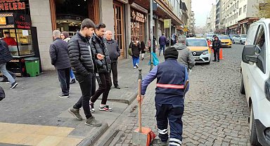 Tarihi Sur ilçesinde temizlik çalışmaları sürüyor