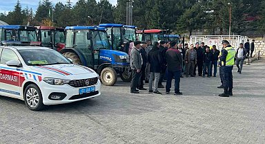 Tarım aracı sürücülerine bilgilendirme toplantısı