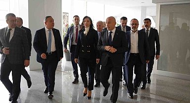 TCMB Başkanı Hafize Gaye Erkan, ihracatçılarla bir araya geldi