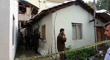 Tek başına yaşadığı gecekonduda ölü bulundu
