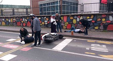 Tekirdağ'da motosiklet yaya geçidinde yayaya çarptı: 2 yaralı