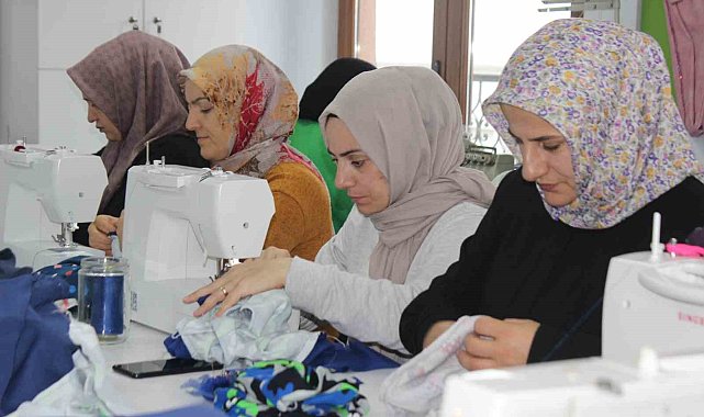 Tekkeköy'de kadınlar meslek ediniyor