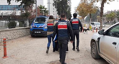 Terör örgütüne kuryelik yapan 2 şahıs tutuklandı