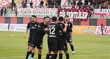 TFF 2. Lig: Vanspor FK: 1 - Beyoğlu Yeni Çarşı Spor Faaliyetleri: 2