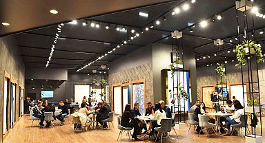 Ticaret Bakan Yardımcısı Volkan Ağar halı fuarını ziyaret etti