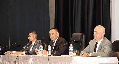 Toroslar Belediye Meclisi, 2023 yılının son toplantısını yaptı