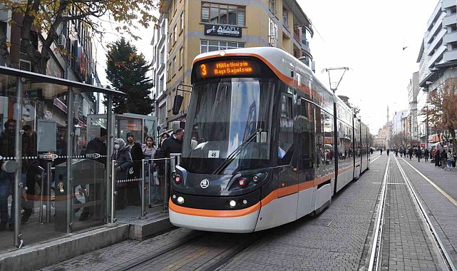 Tramvayların led ekranında 'Milletimizin başı sağ olsun' yazısı yer aldı