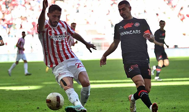 Trendyol Süper Lig: Antalyaspor: 2 - Fatih Karagümrük: 1