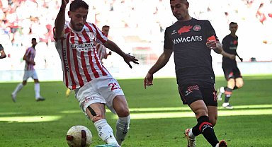 Trendyol Süper Lig: Antalyaspor: 2 - Fatih Karagümrük: 1