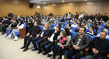 Turizm öğrencilerine "Mesleğimiz Turizm" semineri