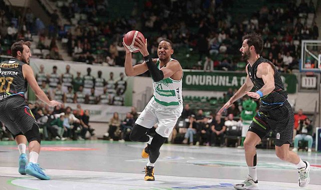 Türkiye Sigorta Basketbol Süper Ligi: Bursaspor: 94 - Petkimspor: 84