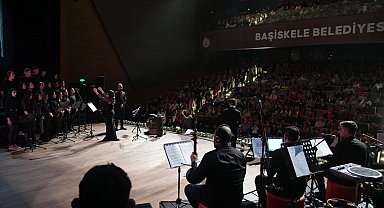Türkiye Yüzyılı Başiskele'de türkülerle anlatıldı