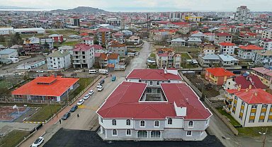 Tuşba Belediyesi, Bedesten Çarşısı'ndaki dükkanları kiraya veriyor