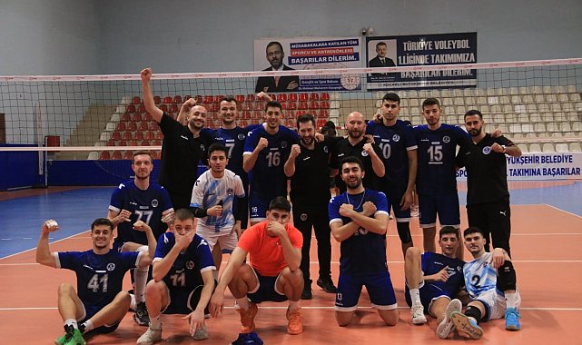 TVF Erkekler Voleybol 1. Ligi: Kocaeli Büyükşehir Belediye Kağıtspor: 3 - Ziraat Bankkart: 0