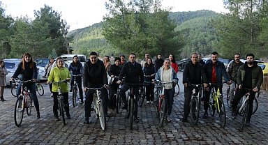 Ula'da öğretmenler bisiklet şehrinde bir araya geldi