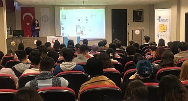 Üniversitelilere özgeçmiş ve mülakat teknikleri eğitimi