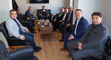 Uşak Belediyesi'nden esnaf odalarına bina tahsisi